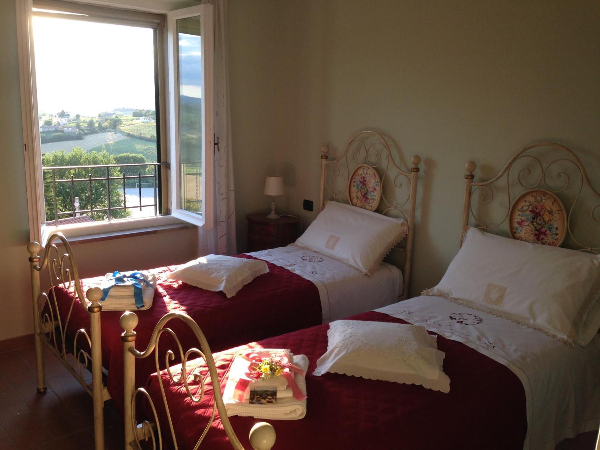 Bed and Breakfast La Terrazza Fio...Rita à Ripa Extérieur photo